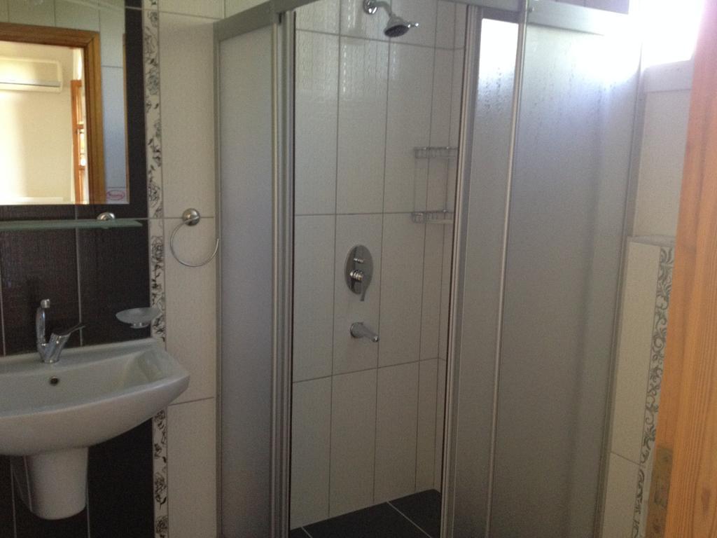 אולודניץ Gorkem Hotel & Apartments מראה חיצוני תמונה