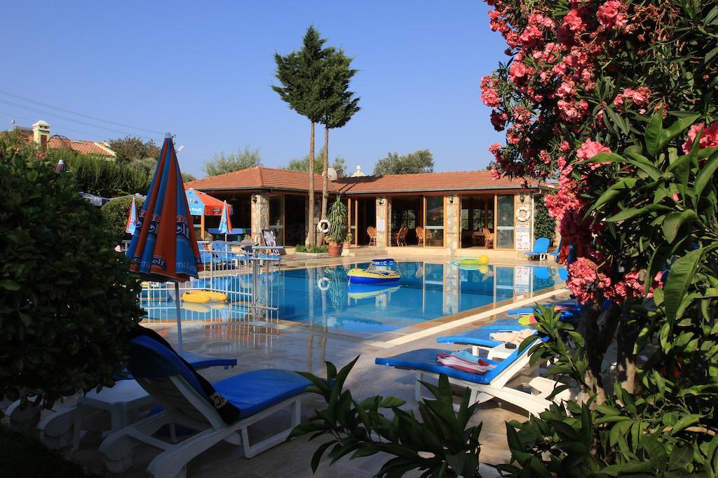 אולודניץ Gorkem Hotel & Apartments מראה חיצוני תמונה