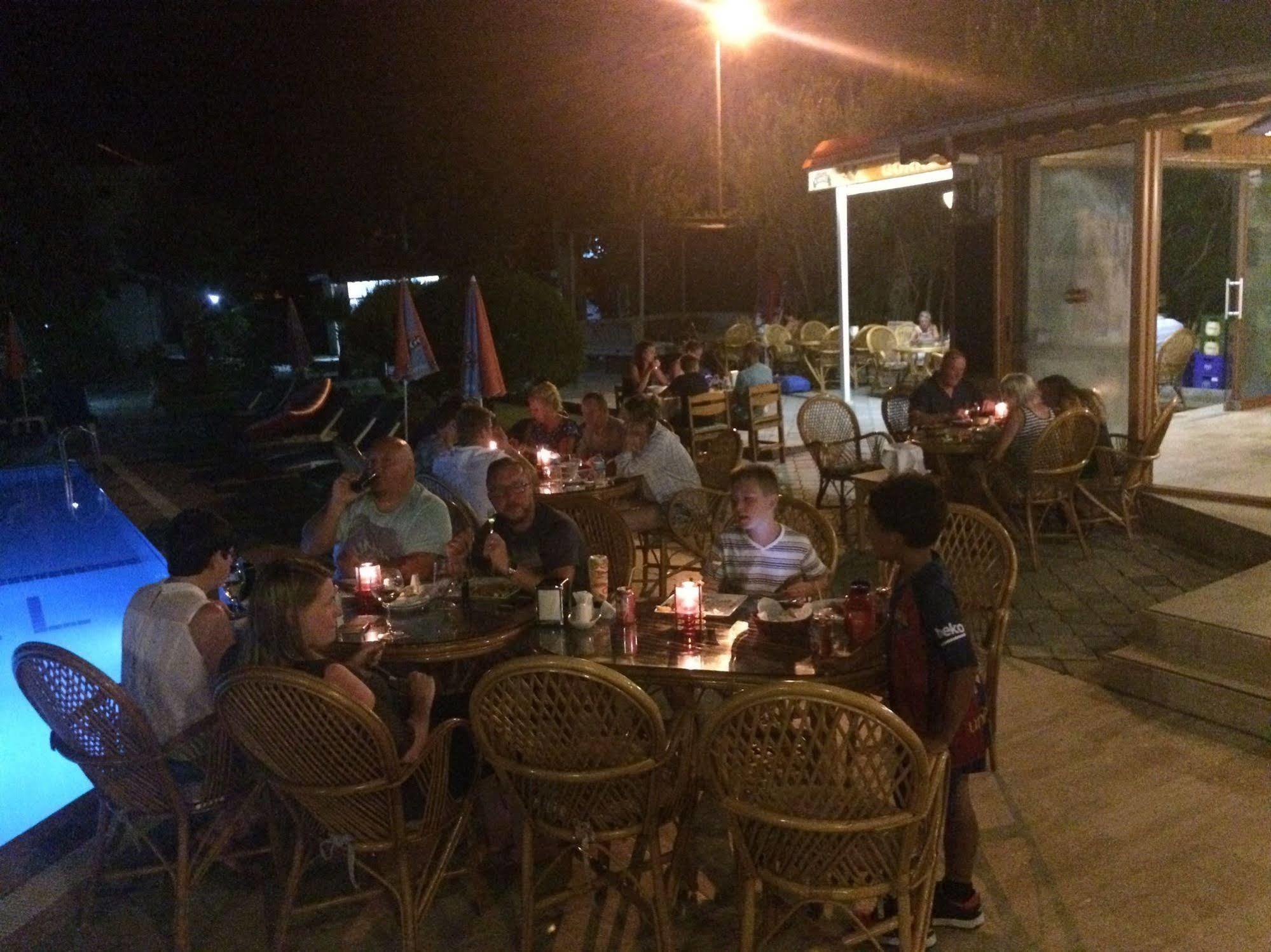 אולודניץ Gorkem Hotel & Apartments מראה חיצוני תמונה